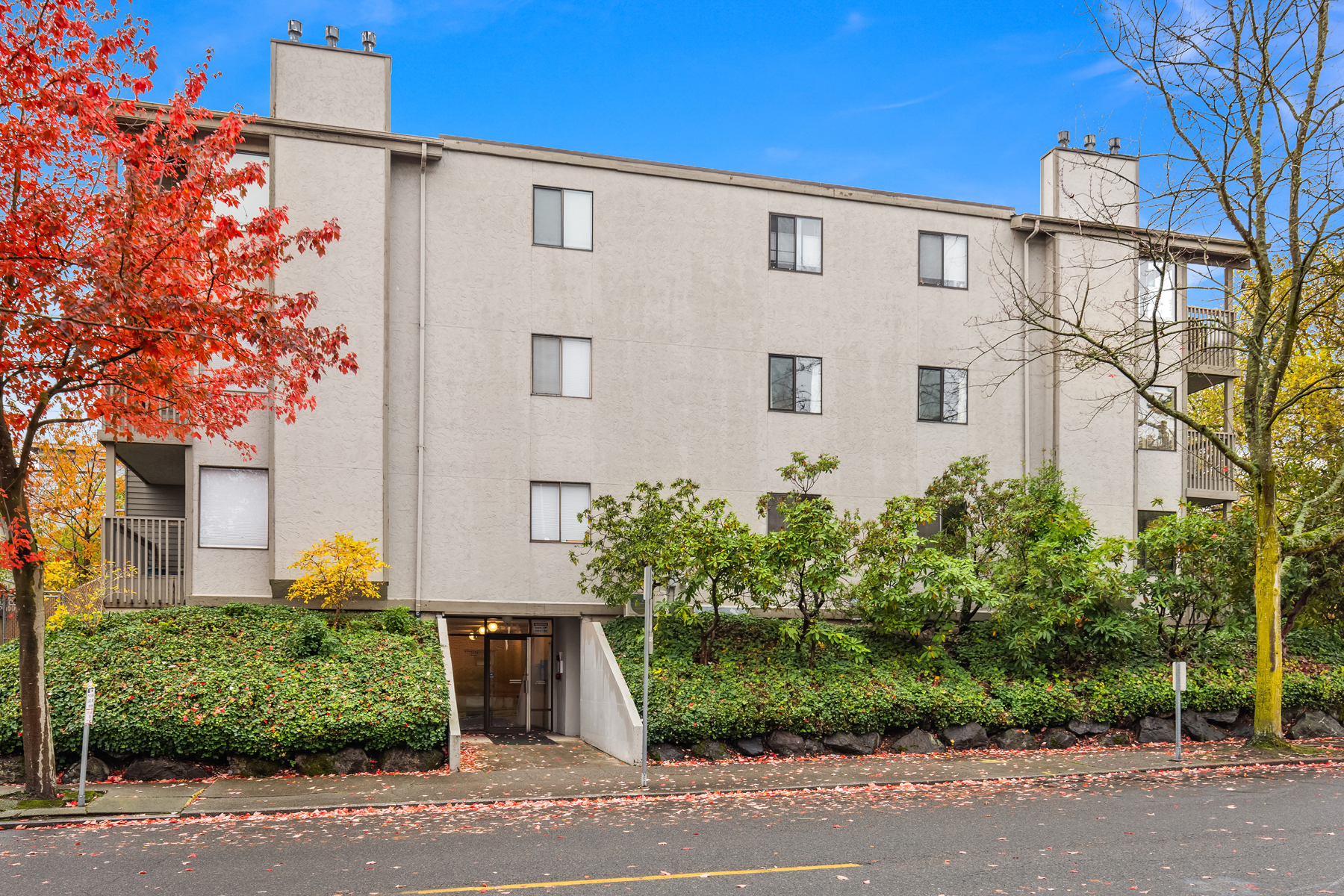 4911 Fremont Ave N, Unit 204 - 204